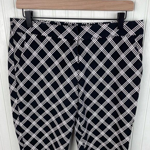 Express Columnist Pants Black and White Check Print Womens Size 6 Buiness Casual - Picture 3 of 7